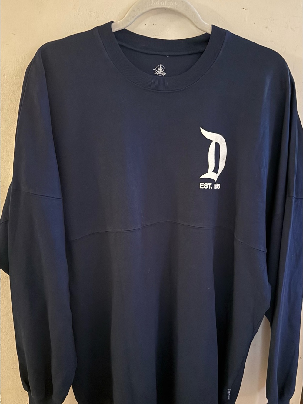 Disneyland Spirit Jersey Navy Dark Blue Long-Sleeve Crewneck Size Medium NWT